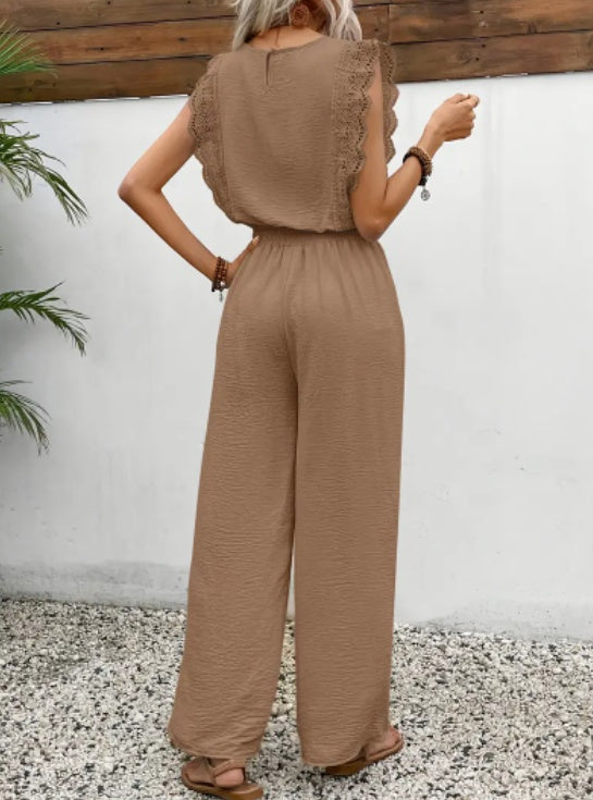 Elegant Exclusive Lace Trim Short Pants Set