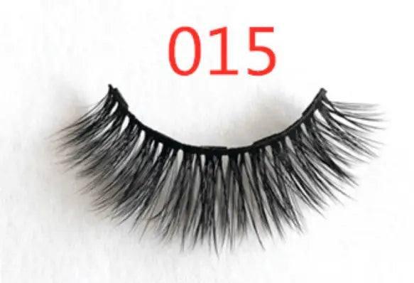 A Pair Of False Eyelashes With Magnets In Fashion-0151paireyelashes-45