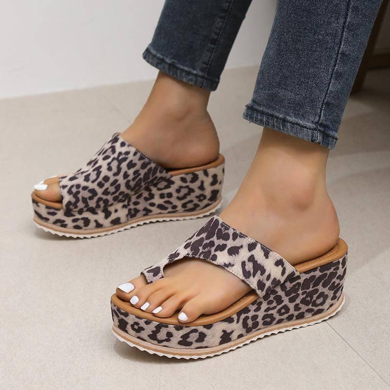 Fashion Leopard Print Wedge Slippers For Women New-2