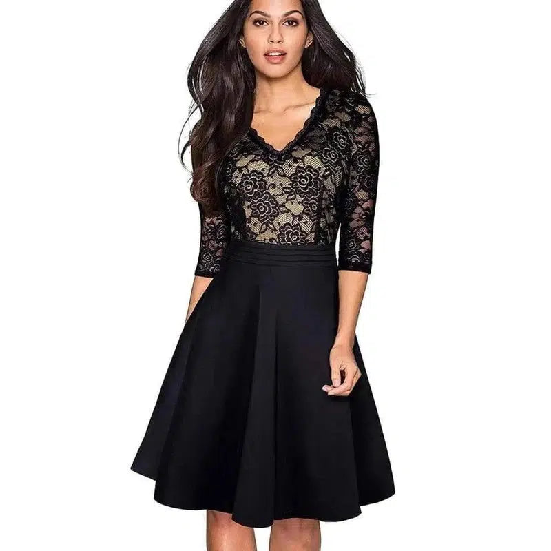 LOVEMI - Lovemi - Fond Paradise V-neck Lace Dress